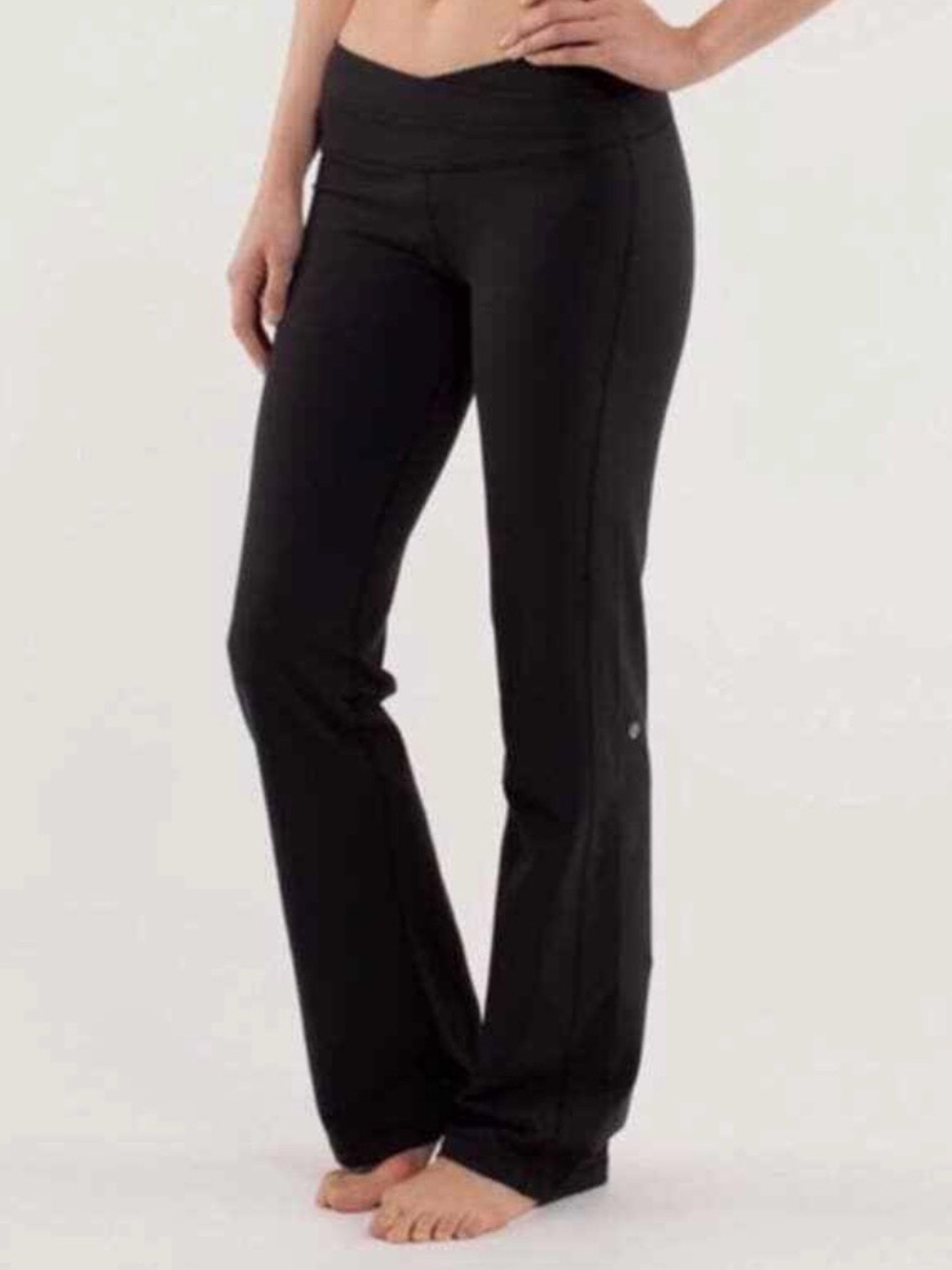 Lululemon Astro Pant Crossover Waist Bootcut Black Women’s Size 4 Tall